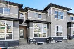 1037 Bayview Crescent SW Airdrie