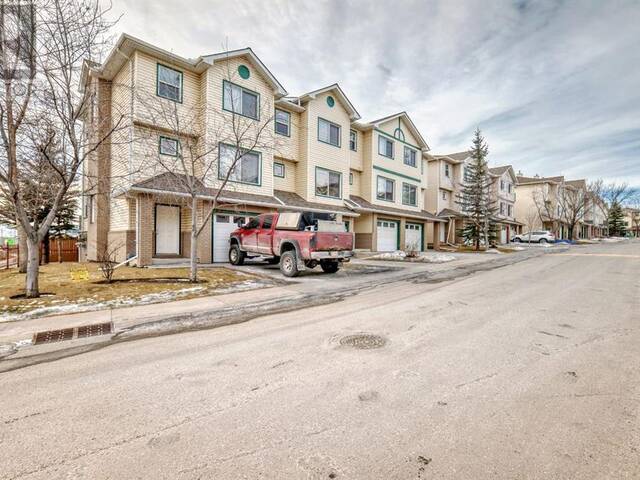 9 Dover Mews SE Calgary Alberta