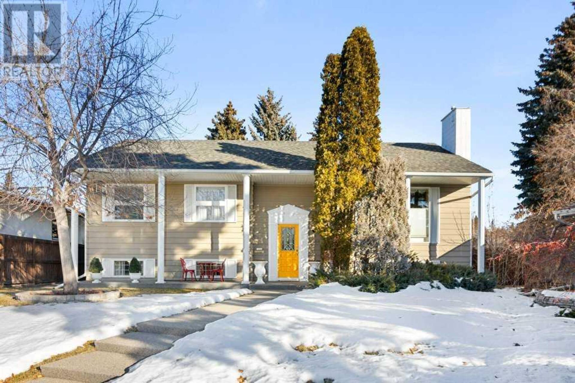 2308 Palisade Drive SW Calgary