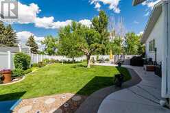 25 Violet Court SE Medicine Hat