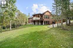 36 Horseshoe Bend Rural Foothills