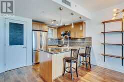 906, 817 15 Avenue SW Calgary