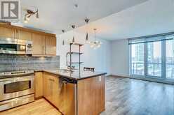 906, 817 15 Avenue SW Calgary