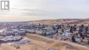 305, 6900 Hunterview Drive NW Calgary