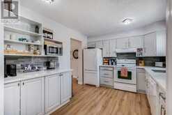 56, 330 Canterbury Drive SW Calgary