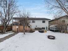 121 Monica Bay Carstairs