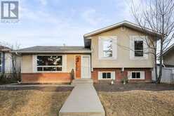 212 68 Avenue NE Calgary