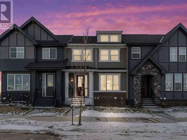 121 Waterford Boulevard Chestermere