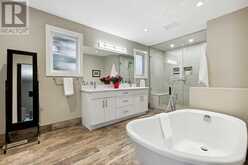 2407 Juniper Road NW Calgary