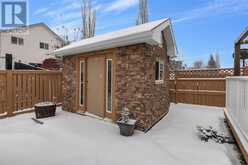 226 Somerset Drive SW Calgary