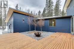 12 Spruce Avenue Bragg Creek