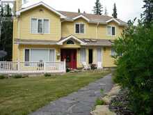 18 Mountain Lion Place Bragg Creek