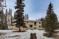 18 Mountain Lion Place Bragg Creek