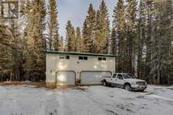 18 Mountain Lion Place Bragg Creek