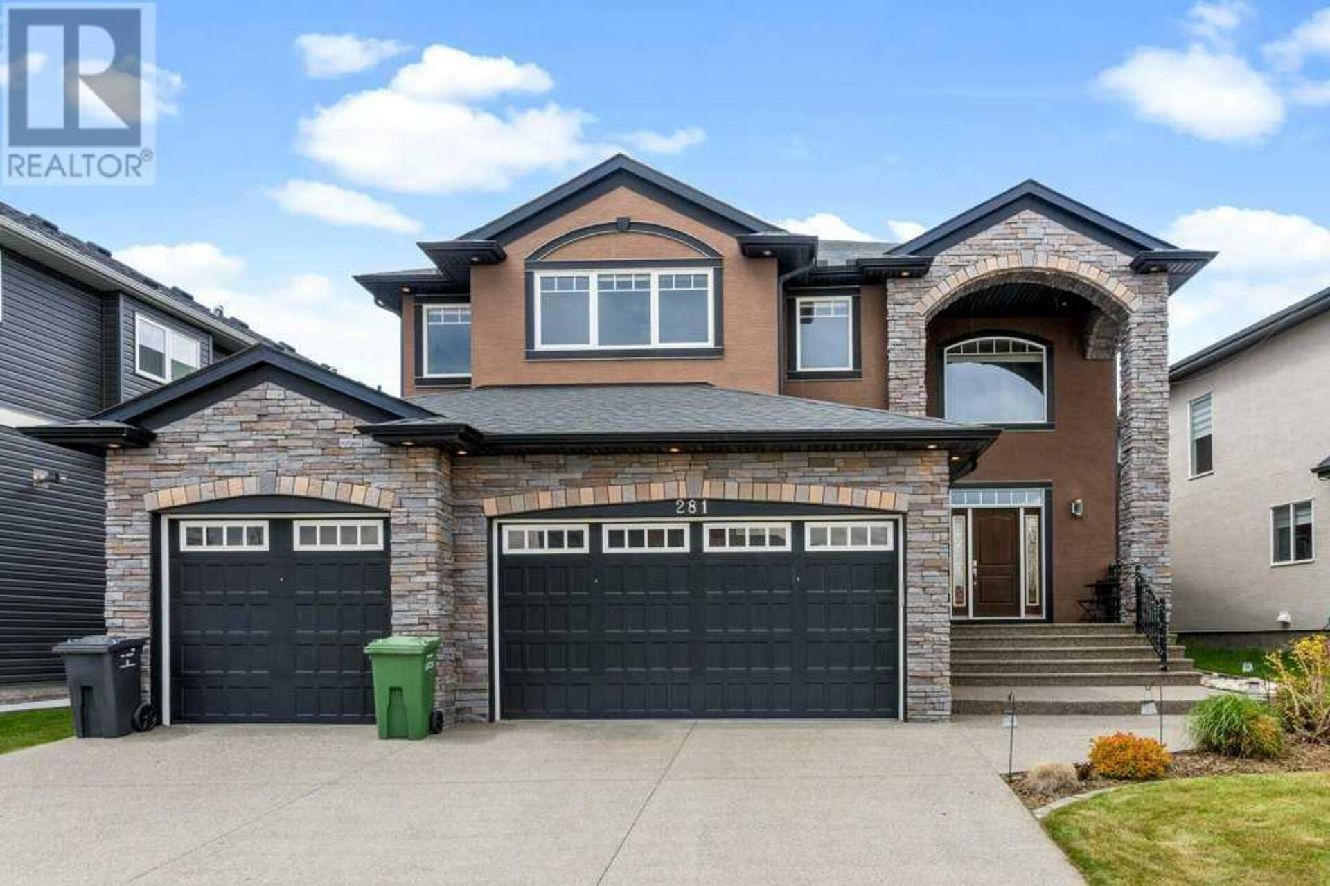 281 Kinniburgh Boulevard Chestermere