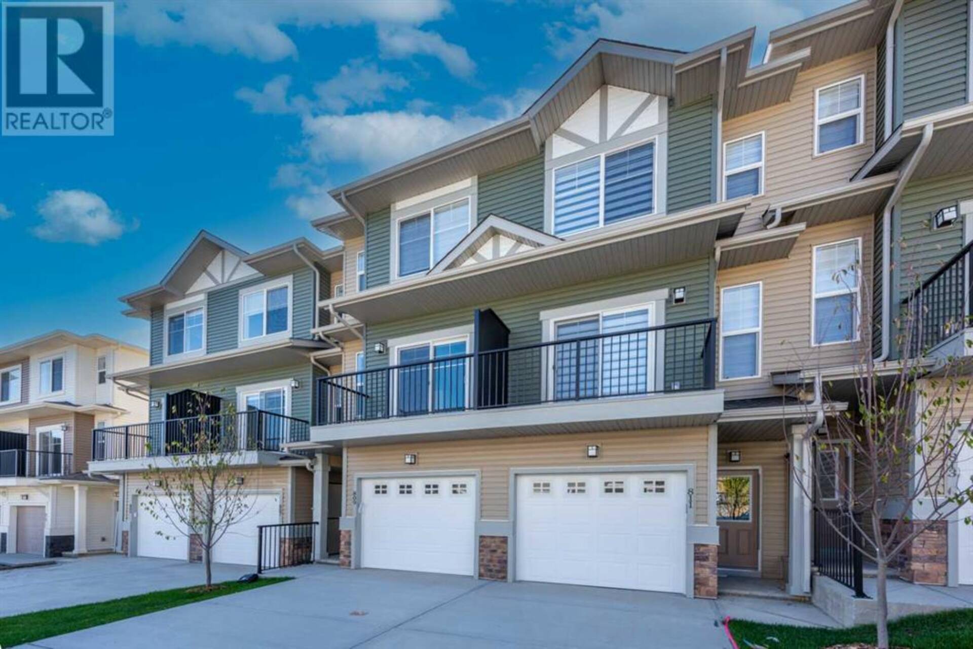 1023 Sage Hill Grove NW Calgary