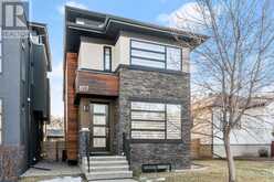 807 19 Avenue NW Calgary