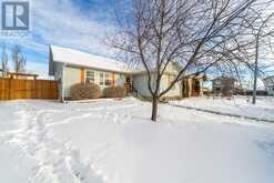 1806 4 Avenue SE High River