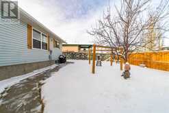 1806 4 Avenue SE High River