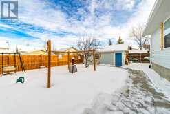 1806 4 Avenue SE High River