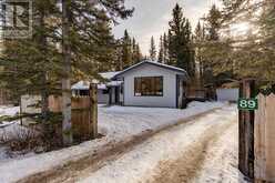 89 White Avenue Bragg Creek