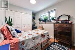 5215 8 Avenue SW Calgary