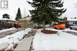 5215 8 Avenue SW Calgary