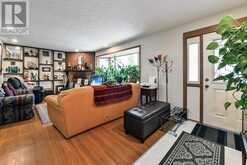 5215 8 Avenue SW Calgary