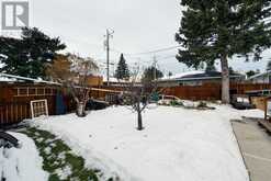 5215 8 Avenue SW Calgary