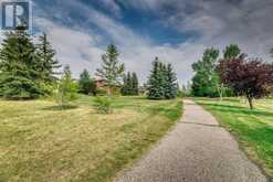 86 Hawkdale Circle NW Calgary