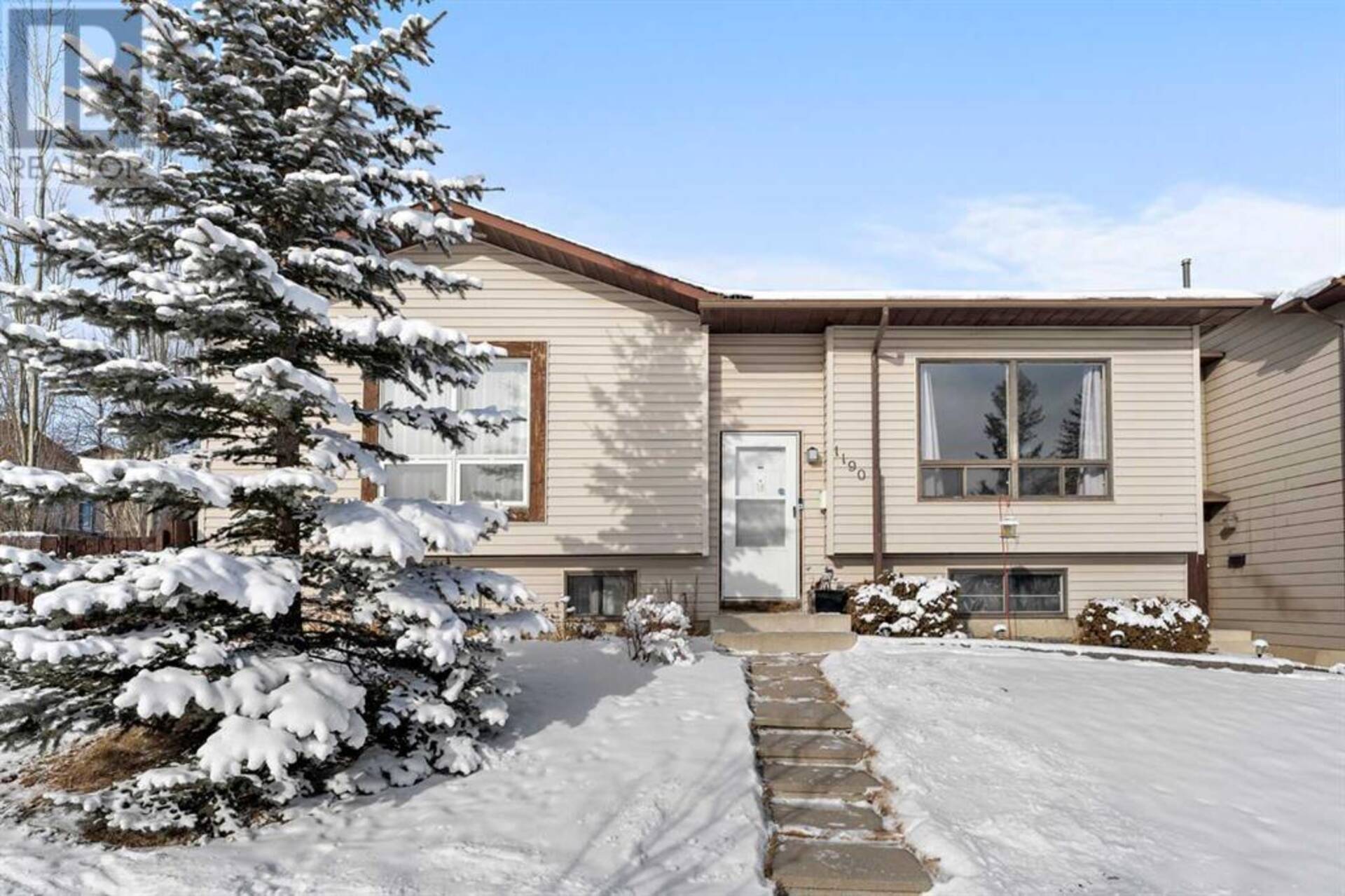 1190 Berkley Drive NW Calgary