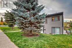 4, 1622 28 Avenue SW Calgary