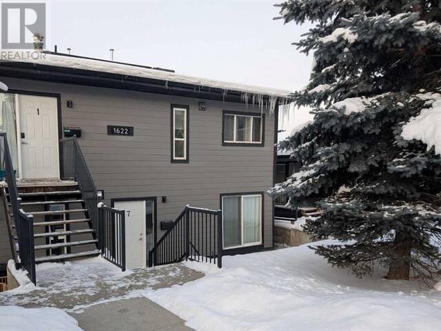 4, 1622 28 Avenue SW Calgary Alberta