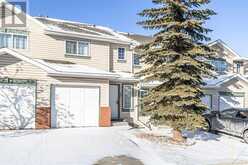 105 Country Hills Villas NW Calgary