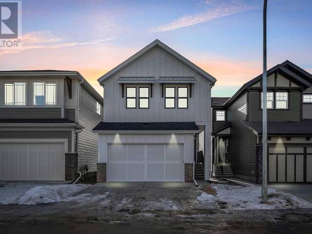 330 MAGNOLIA Way SE Calgary