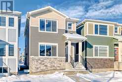 735 Bayview Hill SW Airdrie