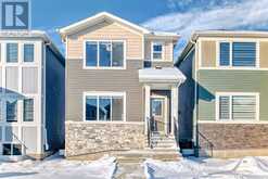 735 Bayview Hill SW Airdrie