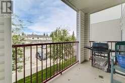 204, 9 Country Village Bay NE Calgary