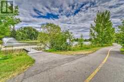 524 Lakeside Boulevard Strathmore