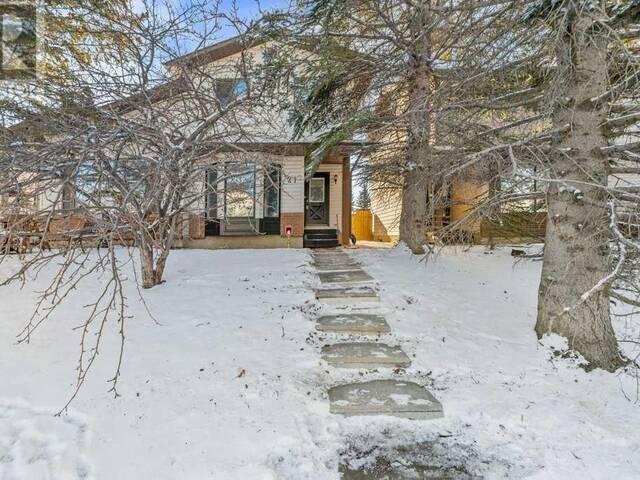 21 Cedarwood Hill SW Calgary Alberta