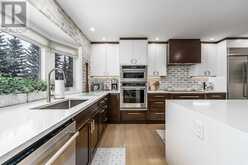 620 Stratton Terrace SW Calgary