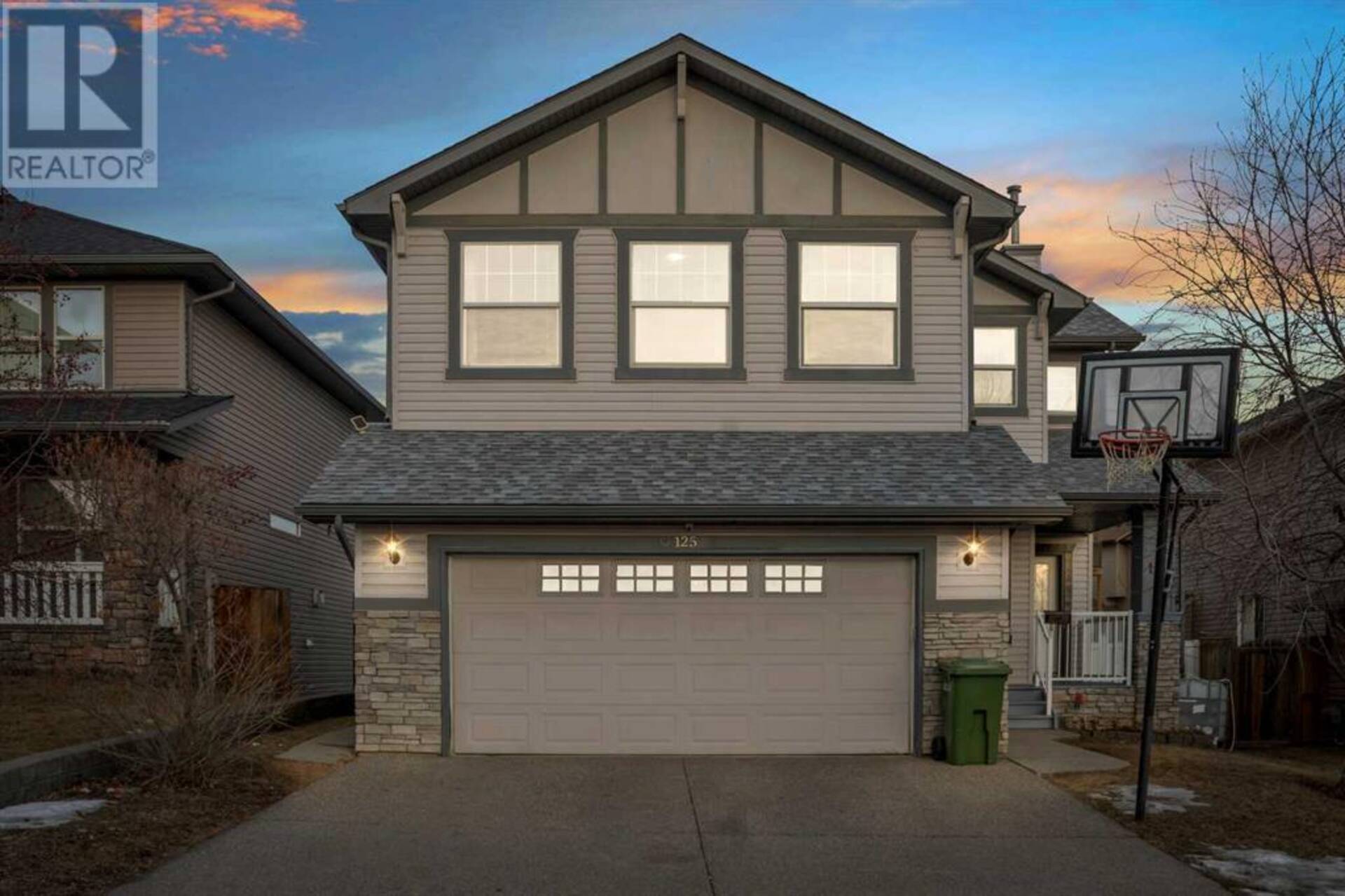 125 Hawkmere Close Chestermere