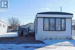 9, 5853 4 Street W Claresholm