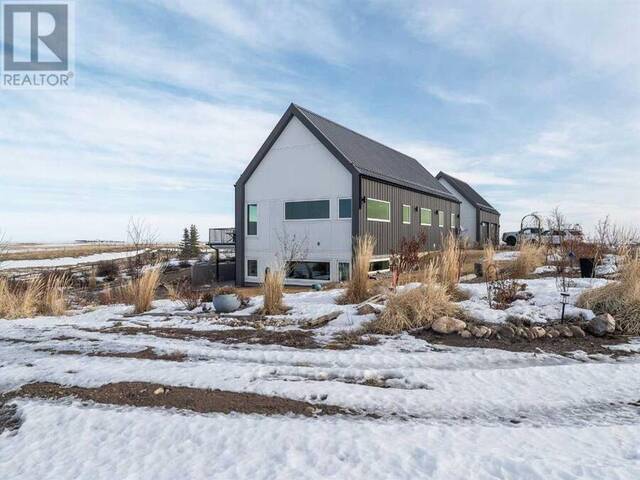 304102 338 Avenue E Rural Foothills Alberta