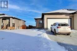 42 Harvest Square Claresholm