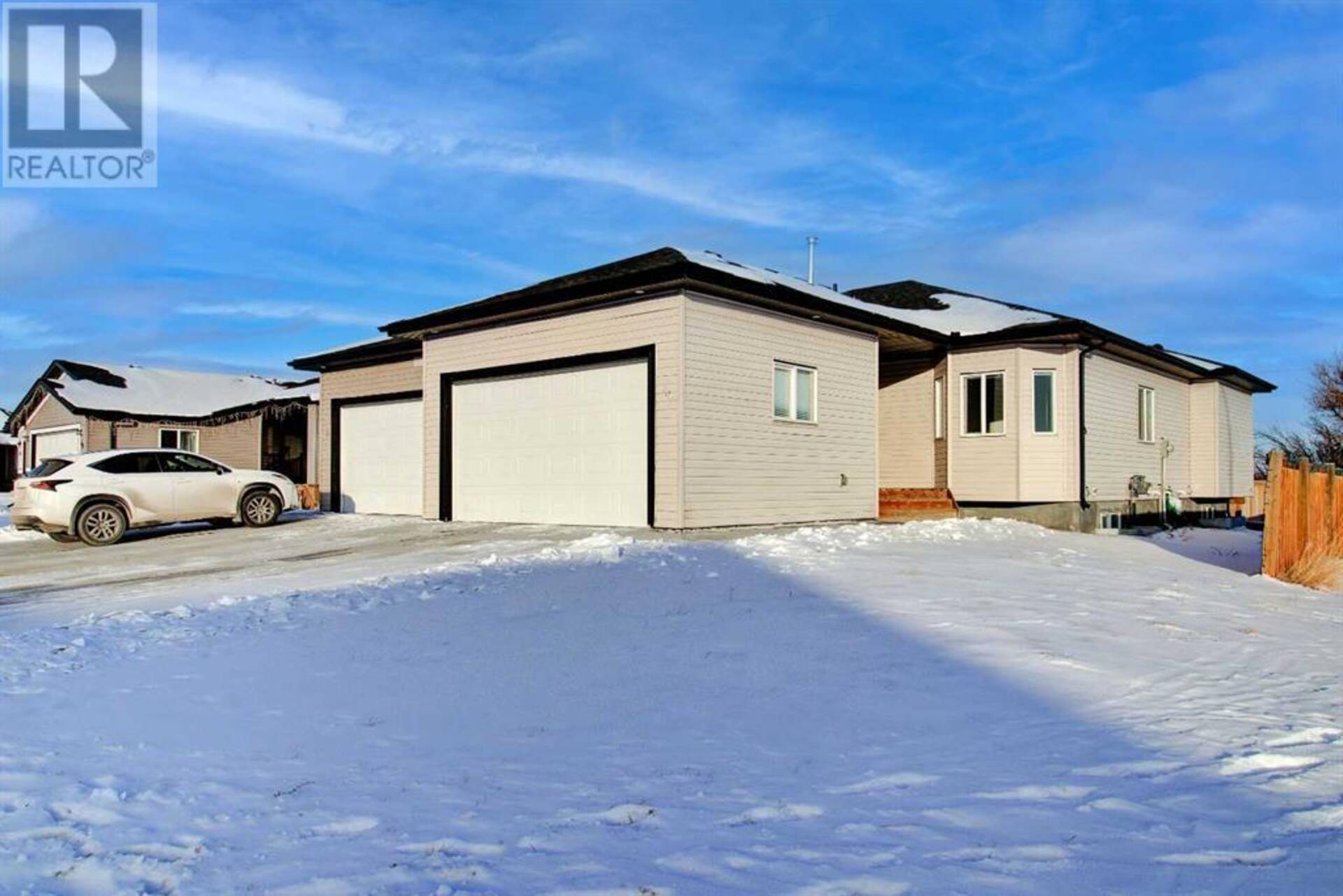 44 Harvest Square Claresholm