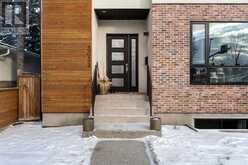 3032 37 Street SW Calgary