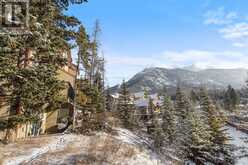 150, 901 Benchlands Trail Canmore