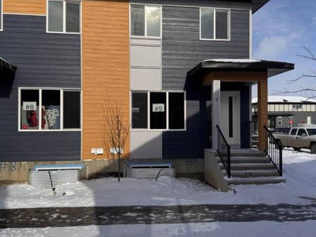 9, 198 Wolf Hollow Manor SE Calgary