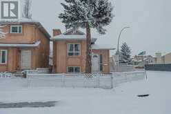 137 MARTINGLEN Way NE Calgary